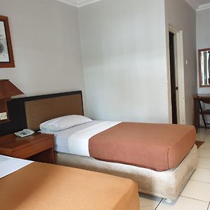 Yehezkiel Hotel Lembang RedPartner